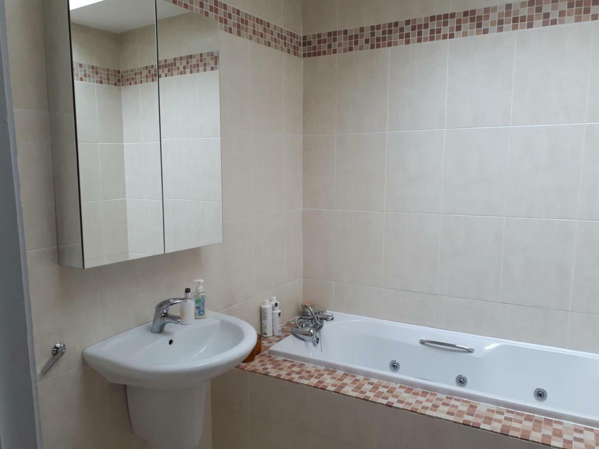 Luxurious Penthouse Apartment 1 , City Centre Kilkenny Eksteriør bilde